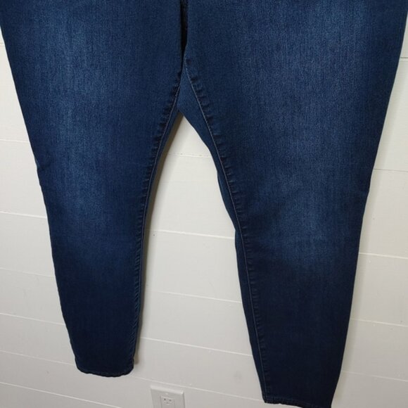 Kut from the Kloth Dakota ankle skinny jeans 14 - Picture 5 of 14